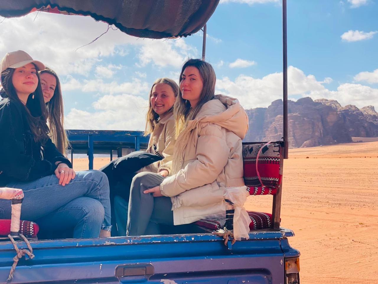 Wadi Rum Rozana Camp ภายนอก รูปภาพ