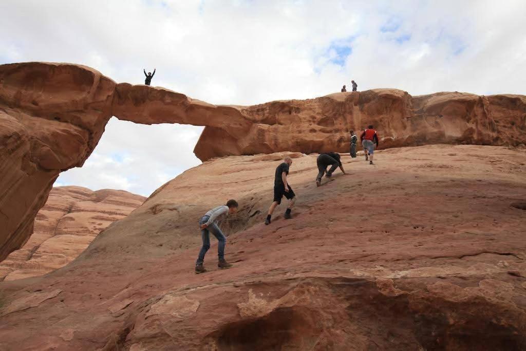 Wadi Rum Rozana Camp ภายนอก รูปภาพ